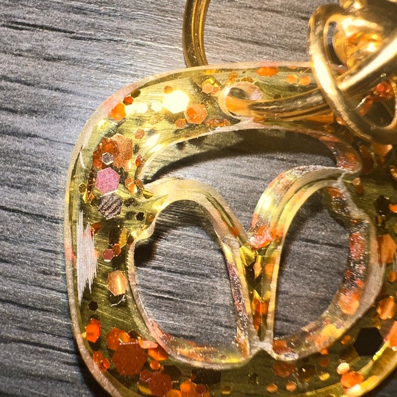 Keychain - Picture 5 of 12